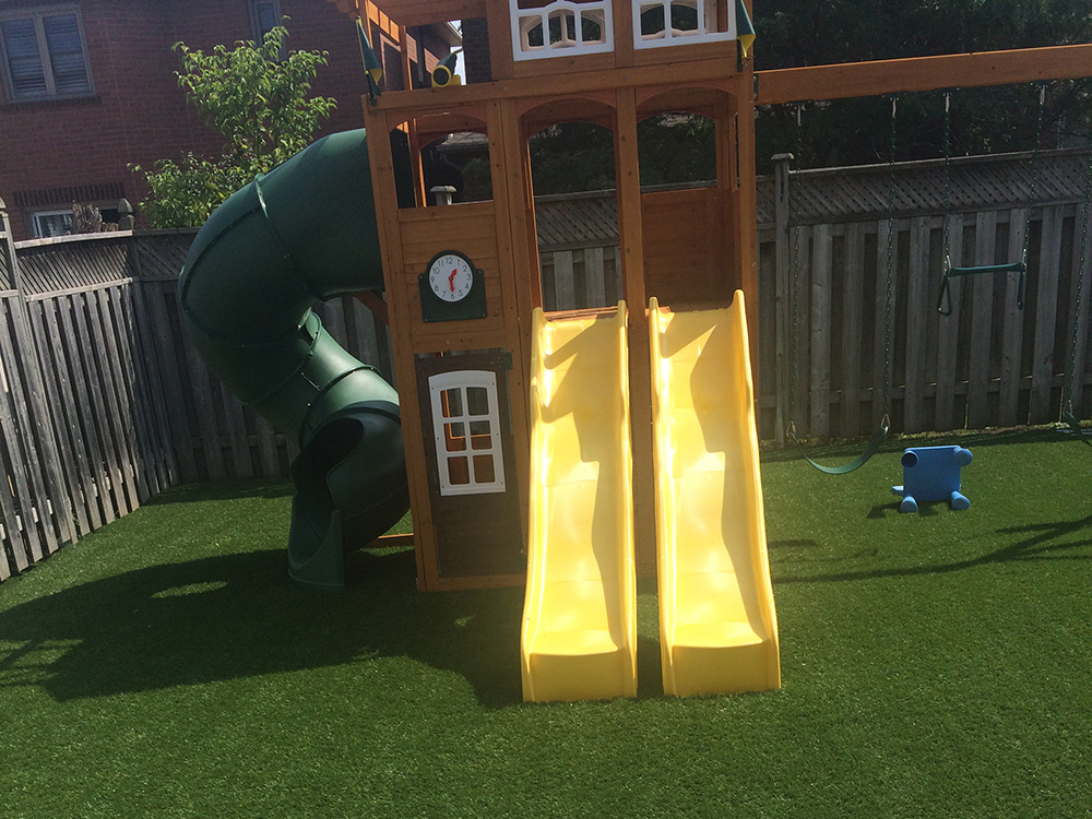 Artificial lawn for children's play area