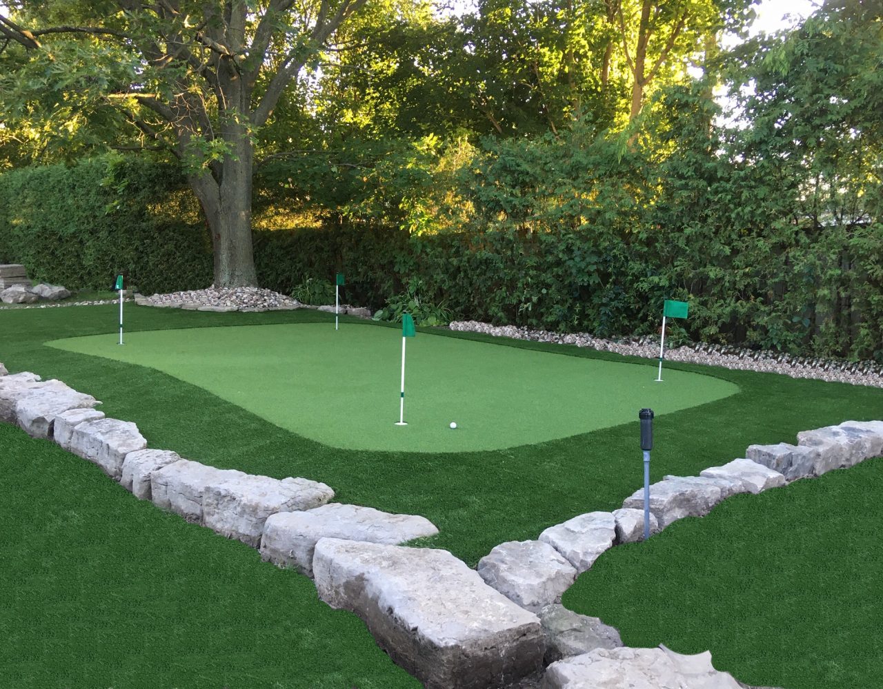Golf green 4 hole- Armour stone border