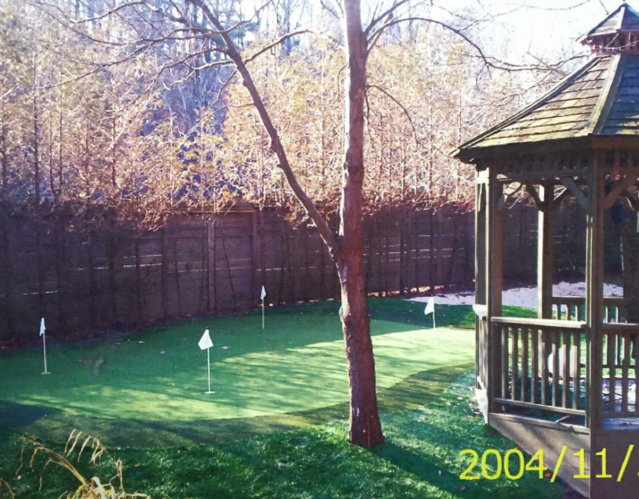 Rosedale synthetic golf green 2004